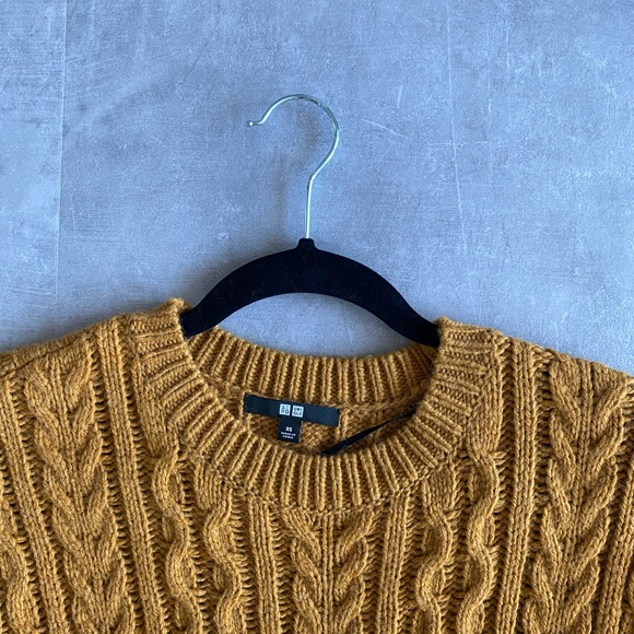 Uniqlo midi sweater dress - Picture 2 of 2